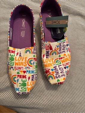 TOMS women 'Love Wins' Rainbow Pride Slip-On Shoes - White